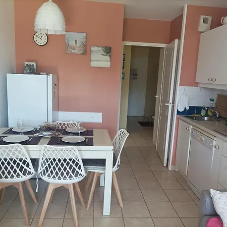 T2 Avec Piscine Chauffee De Mai A Sept Apartament