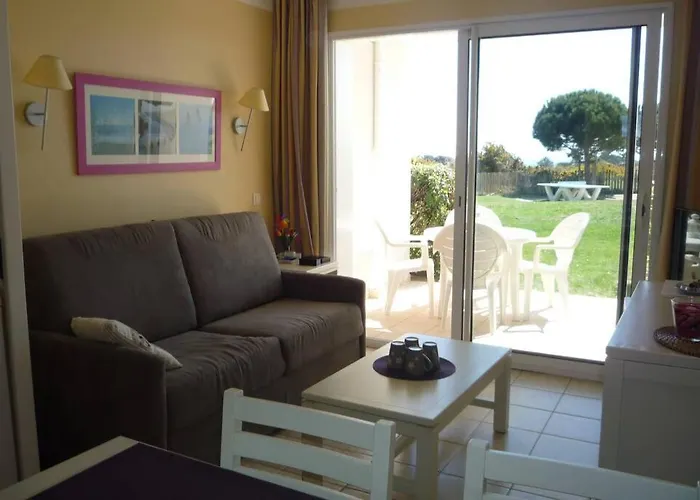 T2 Avec Piscine Chauffee De Mai A Sept * Saint-Jean-dʼOrbetiers