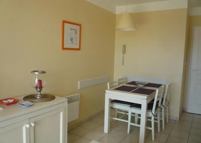 T2 Avec Piscine Chauffee De Mai A Sept Saint-Jean-dʼOrbetiers